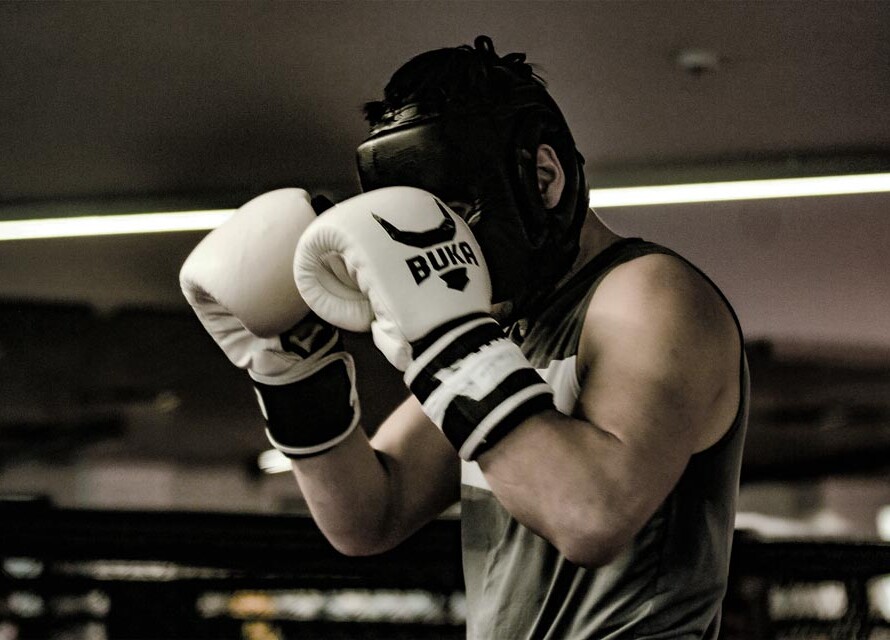bahcesehir spor salonu gym fitness pilates plates kickboks kick boks kickbox box boxing boks eğitmenli ozel egitmen özel pt studio stüdyo muay thai salonlar egitmenler bahcesehirde bahçeşehir bahçeşehirde gyms near me just gym